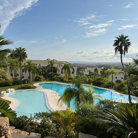 Amazing Two Bedroom Apartment In Los Flamingos, Marbella Естепона Екстериор снимка