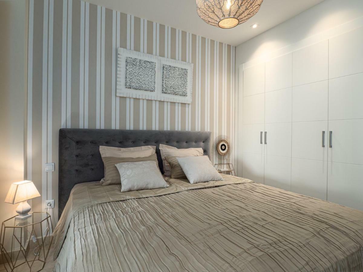 Amazing Two Bedroom Apartment In Los Flamingos, Marbella Естепона Екстериор снимка