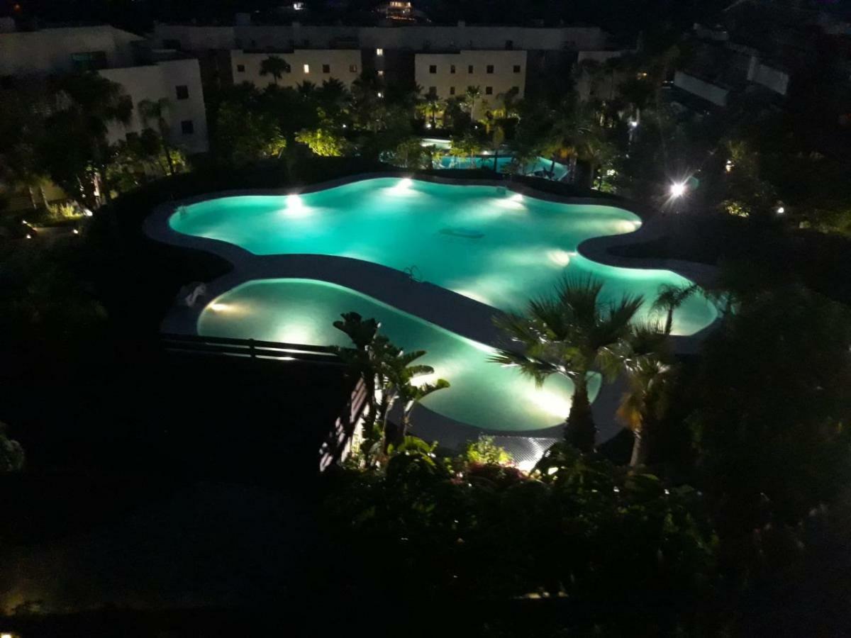 Amazing Two Bedroom Apartment In Los Flamingos, Marbella Естепона Екстериор снимка